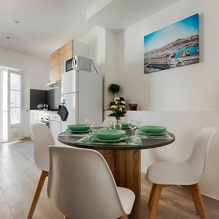 Apartment Joli T3 Avec Balcon - Gare St-charles A 50 M