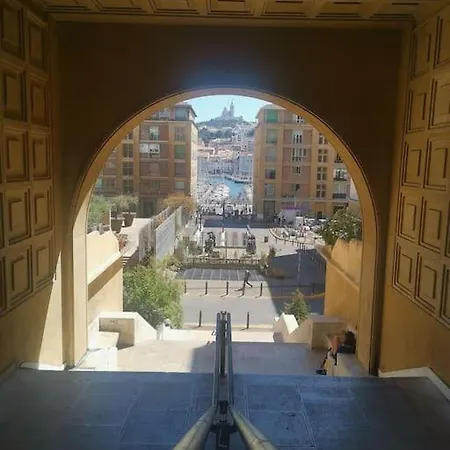 Joli T3 Avec Balcon - Gare St-charles A 50 M Apartment *